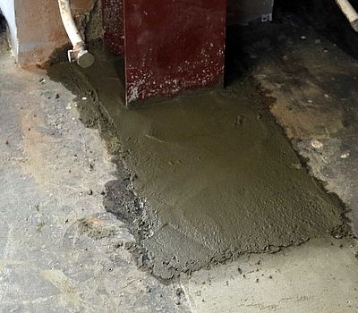 Fußplatte einbetoniert